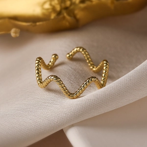Elegant gold wavy twisted rope open ring for women with adjustable minimalist design