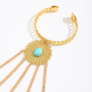 Bracciale ad anello dorato con pietra turchese e quattro catene sottili per dita