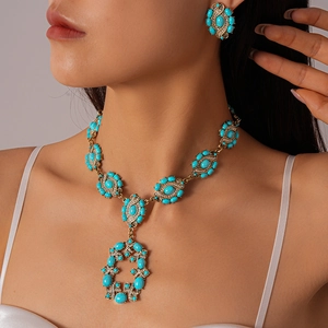 Retro vintage geometric turquoise necklace set with crystal diamonds and gold plating