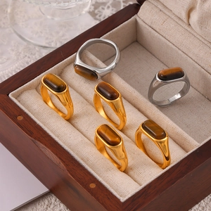 Retro Titanstahl Ring Für Damen Geometrisch Tigerauge-Stein Eingelegt Maillard-Stil Gold Silber Galvanisiert Nischen-Schmuck Fingerring Geschenk