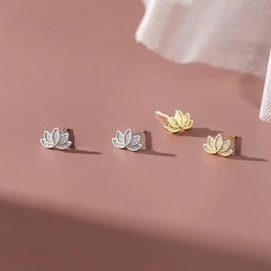 S999 Sterling Silver Lotus Flower Stud Earrings For Women Elegant Minimalist Rhinestone Inlaid Gold Silver Plated Jewelry