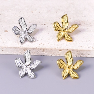 French Vintage 3D Flower Stud Earrings Titanium Steel 18K Gold Plated Embossed Petal Floral Earring For Women Jewelry