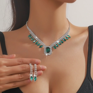 Luxurious Crystal Geometric Square Pendant Necklace Earrings Jewelry For Women Shiny Rhinestone Alloy Accessory