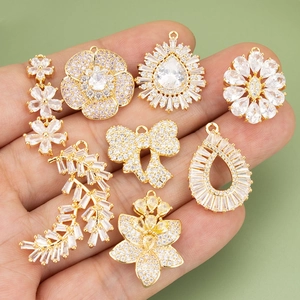 Set de pendentifs vintage plaqué or 18k avec zircons pour la création de bijoux DIY