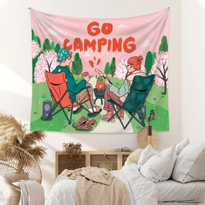 Détail de la tapisserie murale avec illustration Go Camping pour décor extérieur