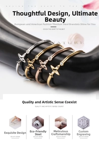Bracelets avion en or, argent et or rose présentés sur un présentoir de main noire