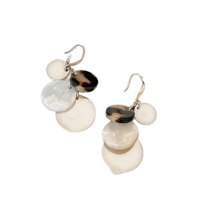 Acrylic geometric tassel earrings with tortoise resin and pearlescent discs for beach style