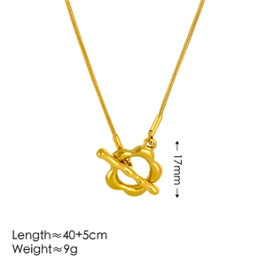 Gold flower OT buckle necklace set with minimalist metallic petal pendant design