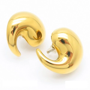 Modern 18K gold-plated chunky geometric teardrop earrings with a glossy mirror finish