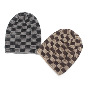 Fleece-lined checkered knit beanies in grey-black and brown-beige for winter warmth
