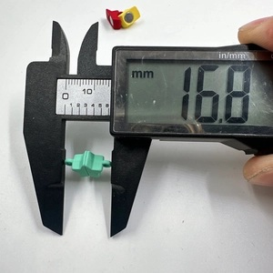 Detailed measurement of mint green star-shaped magnetic clasp showing 16.8mm width