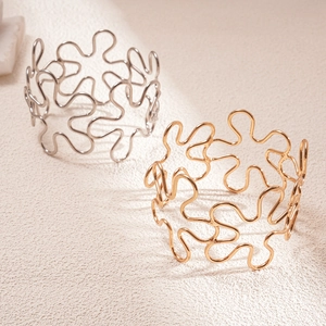 Artistic hollow flower wave open cuff bracelet in polished gold and silver metallic finish