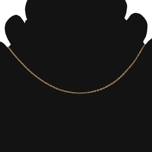 Detailed view of a gold-plated stainless steel O-chain necklace on a black bust silhouette