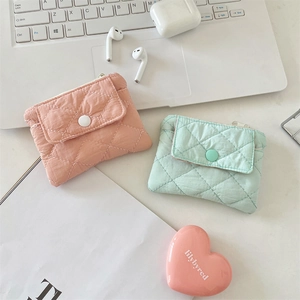 Quilted diamond pattern mini coin purse and card holder with snap button and zipper closure