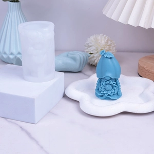 Christmas faceless gnome silicone mold for DIY aromatherapy candle and plaster crafts