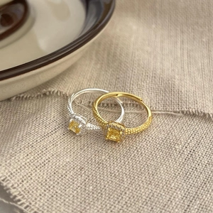 925 Sterling silver twisted ring with yellow square gem in gold and silver finish