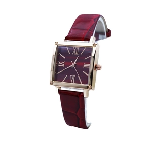 Retro square quartz watch for women with burgundy leather strap and Roman numerals
