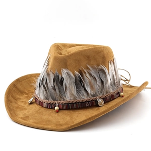 Chapeau de cowboy western marron en suédine avec plumes et bandeau à perles