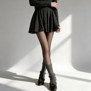 Retro geometric wave pattern black tights with diamond knit texture for women