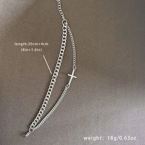 Bracelet double chaîne style punk argenté avec pendentif croix et dimensions marquées