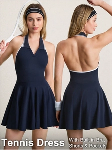 Robe de tennis marine à dos nu avec soutien-gorge intégré, short et poches