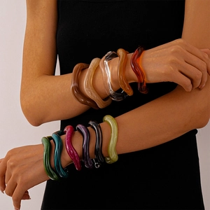 Irregular Wave Open Bangle Acrylic Resin Geometric Ink Wash Texture Retro Niche Elegant Minimalist Bracelet For Women