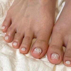 Press On Toenails White Bow Artificial Pearl Silver Glitter Pink Glossy Square Removable Artificial Foot Nails Women
