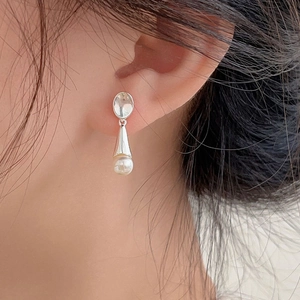 Elegant Minimalist Artificial Pearl Drop Earrings With 925 Sterling Silver Earring Post Korean Style Geometric Oval Cone Jewelry