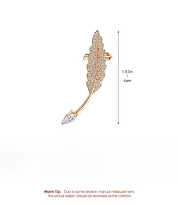 Detailed view of rose gold leaf ear cuff with zircons, measuring 4cm in height