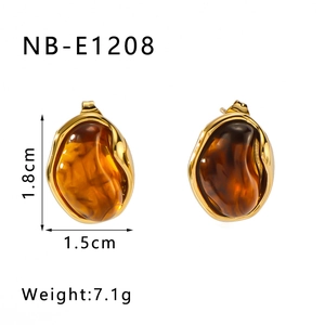 Detailed view of amber resin stud earrings with 18K gold plating and dimensions