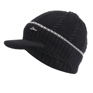 Men's black cable knit visor beanie with thermal fleece lining and metal accent