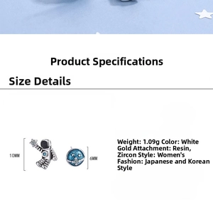 Detailed size parameters of astronaut and planet stud earrings with 10mm and 6mm measurements