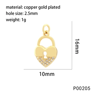 Detail of gold-plated heart padlock pendant with zircon stones and dimensions