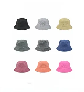 Collezione di cappelli a secchiello vintage lavati in vari colori dallo stile casual