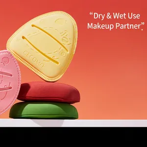 GECOMO Rubycell marshmallow puff set with teardrop sponges for dry and wet makeup application