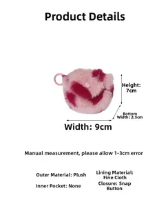 Detailansicht der rosa Plüsch-Herz-Kopfhörertasche mit Maßen 9x7x2.5cm
