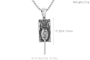 Detail showing vintage stainless steel tank pendant size 35x17mm and 31g weight parameters