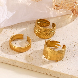 Three-piece gold adjustable ring set with leaf and bamboo textures in 18K plating