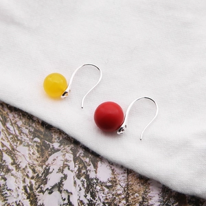 S925 sterling silver earring hooks featuring vibrant red and yellow pearl bead pendants