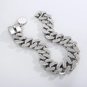 Macro shot of 316L stainless steel Cuban dog chain with iced-out white rhinestones