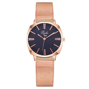 Fashionable rose gold women's watch with rhinestone dial and mesh Milanese strap