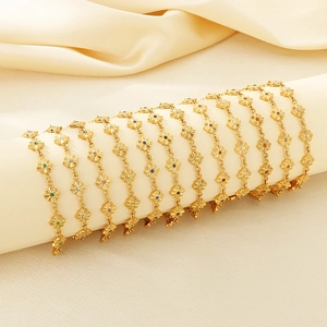 Eleganti bracciali a stella a otto punte dorati con pietre natali in dodici colori
