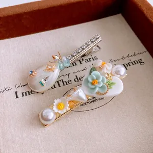 Flower Heart Hair Clips Alloy Rhinestone Resin Imitation Artificial Pearl Duckbill Pins French Vintage Elegant Accessories Women