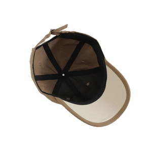 Casquette de baseball en coton kaki pour enfants avec boucle réglable et bord contrasté