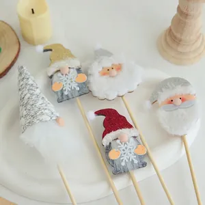 5-piece set of Christmas gnome and Santa felt toppers for bouquets and DIY cake decoration