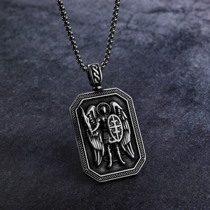 Archangel St Michael Shield Pendant Necklace Stainless Steel Vintage Gothic Religious Jewelry For Men With Box Chain