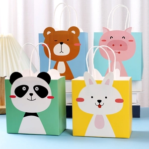 Lot de quatre sacs cadeaux mignons en papier avec motifs d'animaux et anses souples