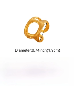 Size guide for oval stainless steel ring showing 0.74 inch diameter and 4.6g weight