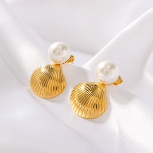 Elegant 18K gold plated shell stud earrings with lustrous white pearls for women
