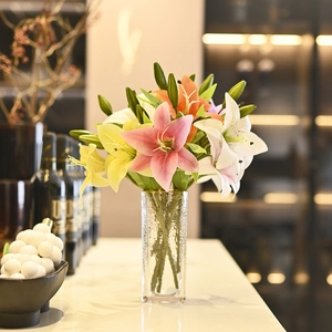 Artificial 3-head lily bouquet in a hammered glass vase for elegant home decor